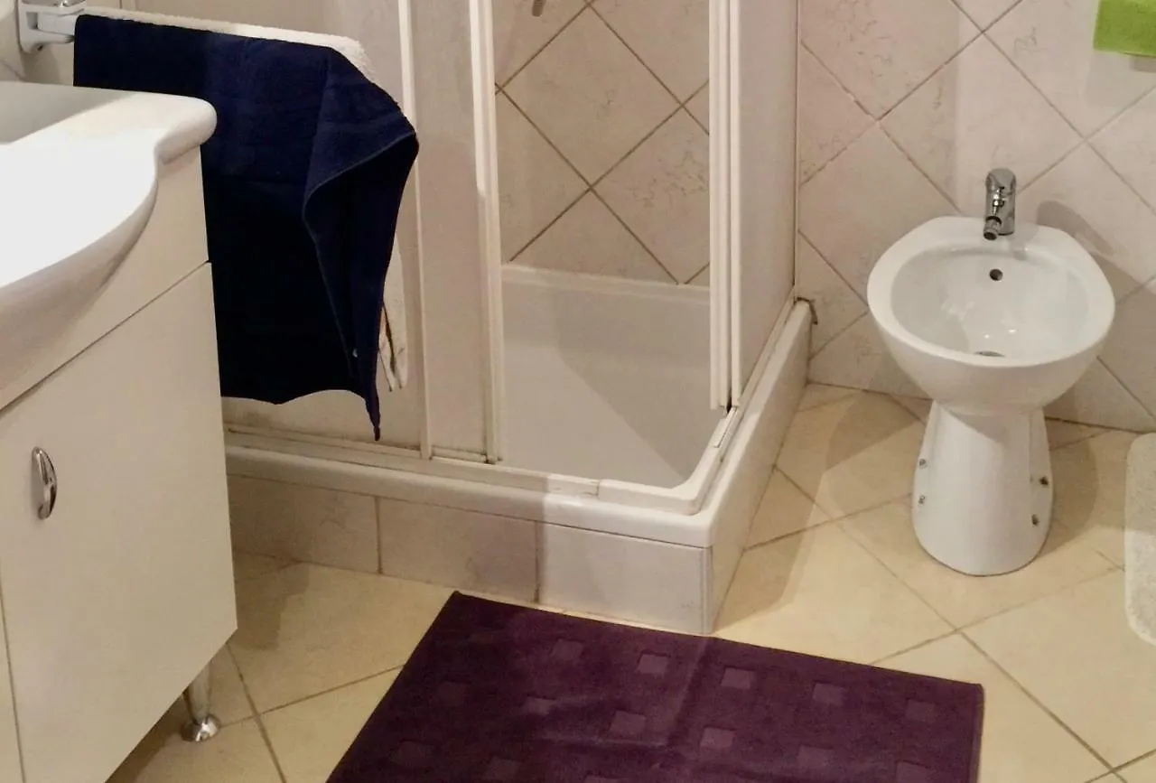 Apartman Luna Punat 0*,  Croácia